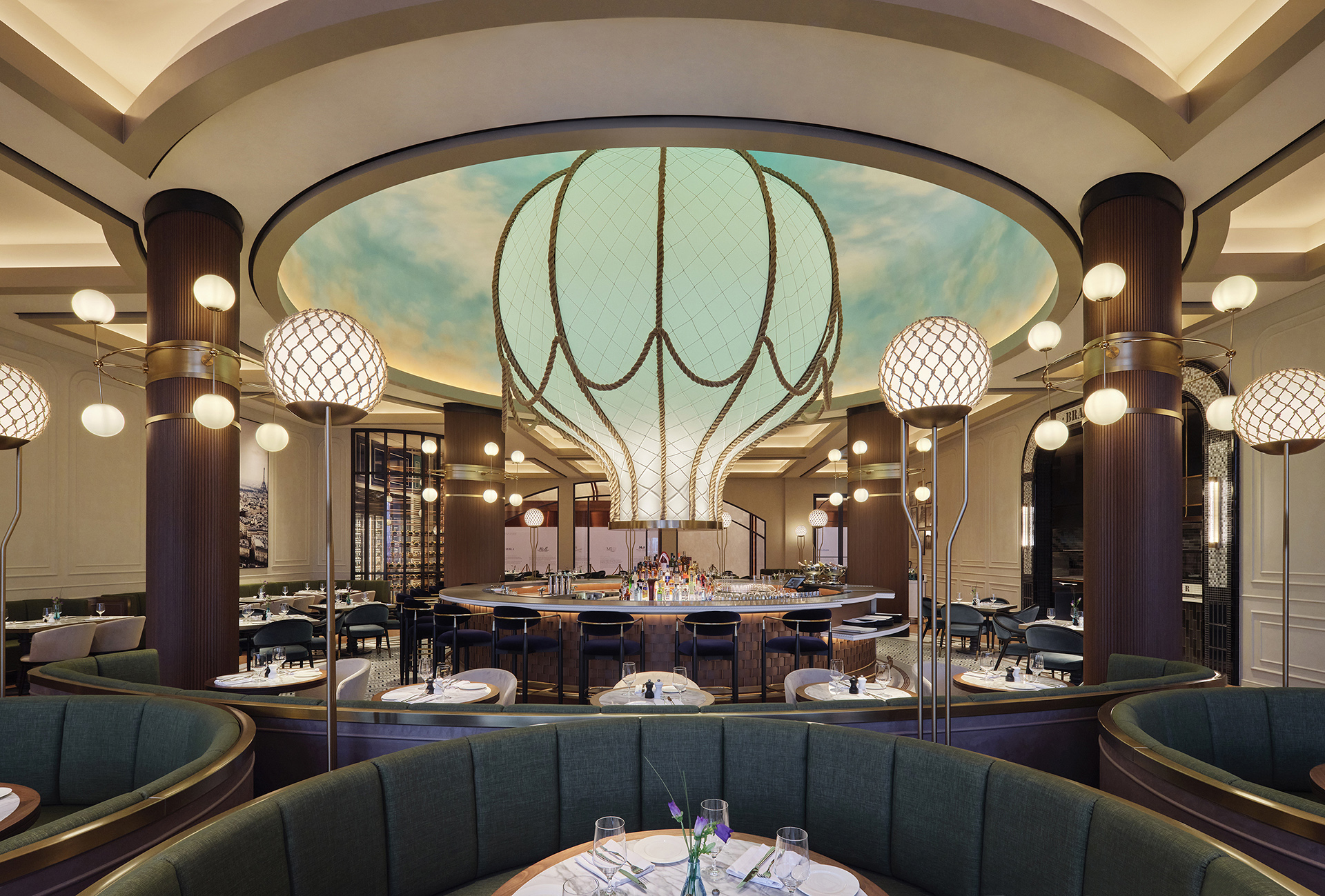 ブラッスリー 1783< EAT & DRINKㅣインスパイア